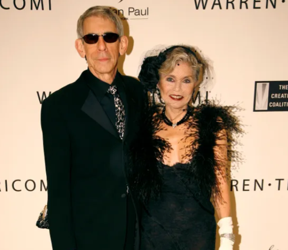 Richard Belzer and Harlee McBride at the Black & White Ball on October 29, 2008, in New York. | Source: Getty Images

